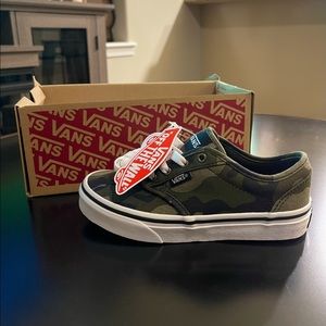 Brand new children’s Vans Atwood shoes in camo print